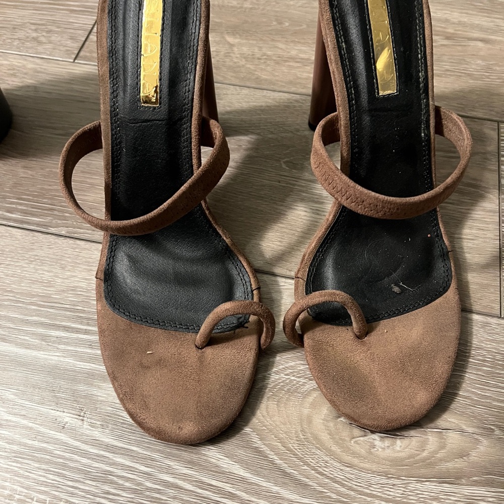 Aldo Brown Heels Timeless Design